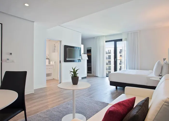 Innside By Melia Frankfurt Ostend Hotel 4*