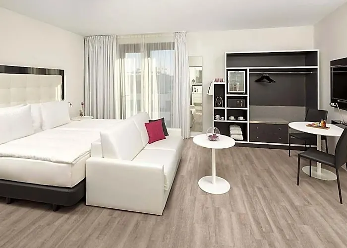 Innside By Melia Frankfurt Ostend Hotel 4*